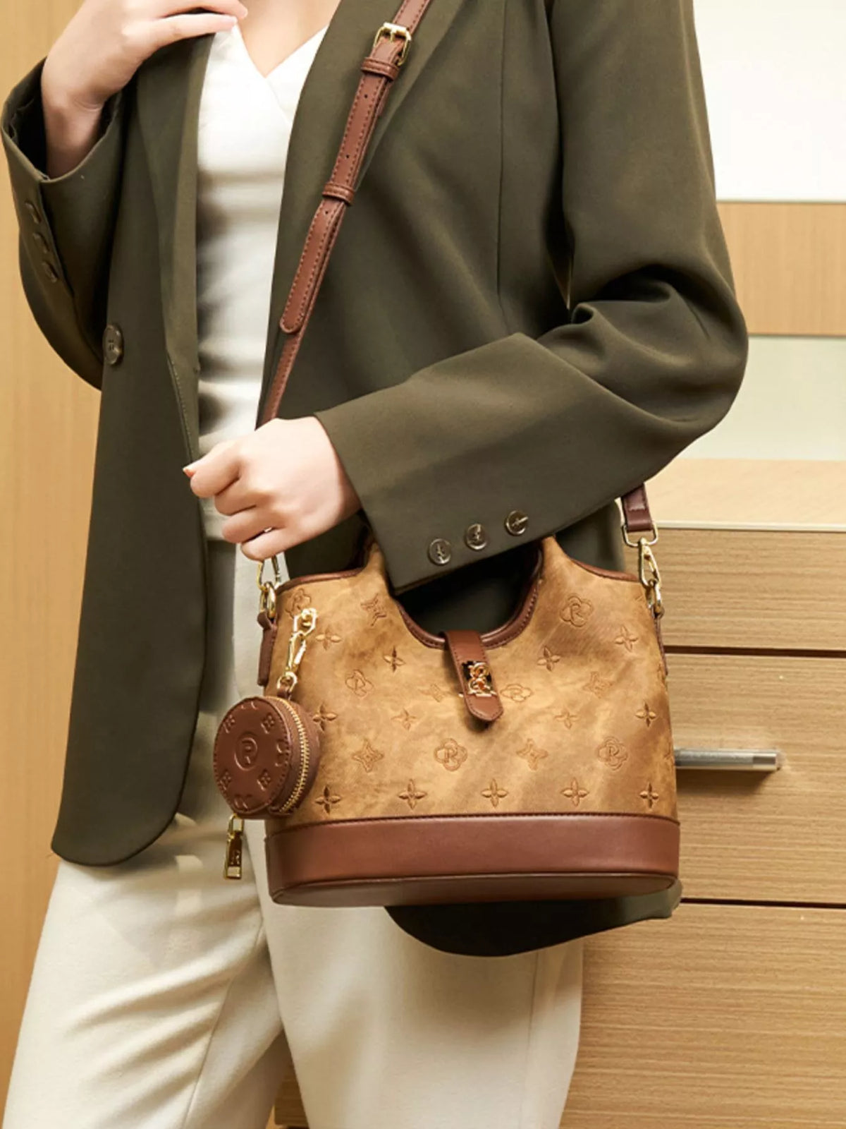 84044659-5c90-4b1d-87d3-8bea4a3670eb-Max-Origin