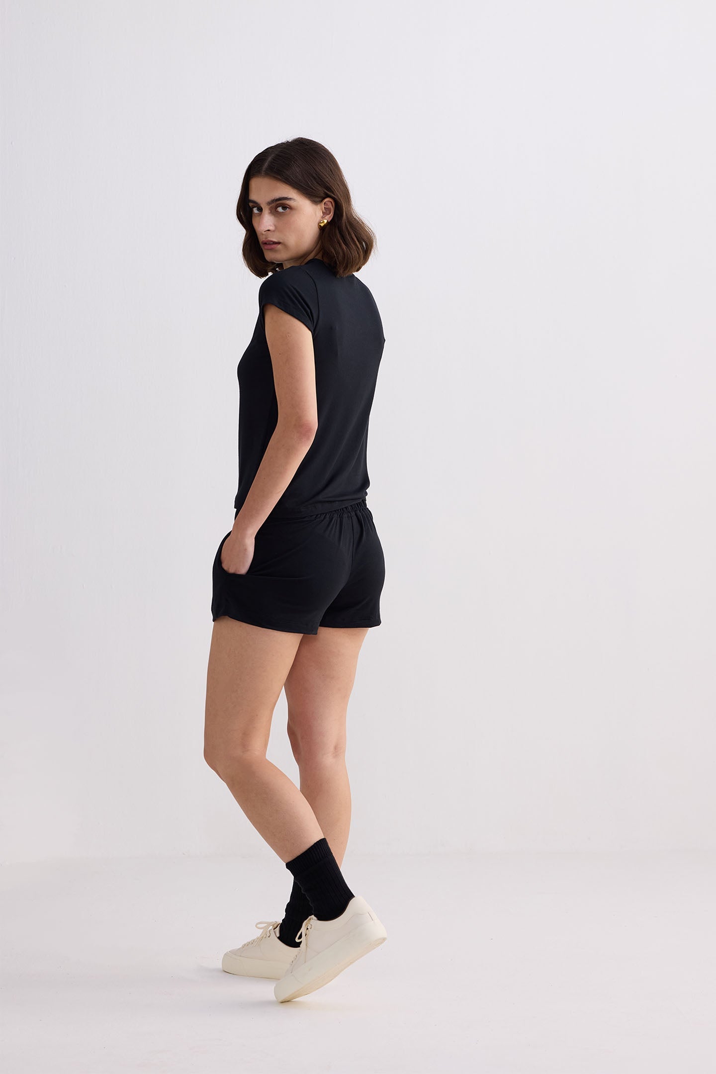 Essential Short Sleeve Tee in Black-1