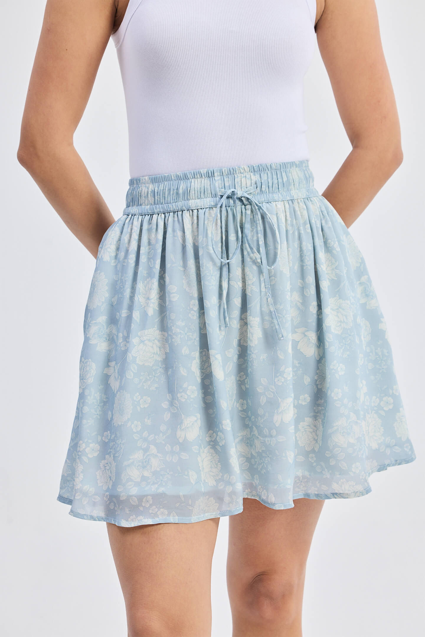Drawstring Short Skirt in Blue Florals-3