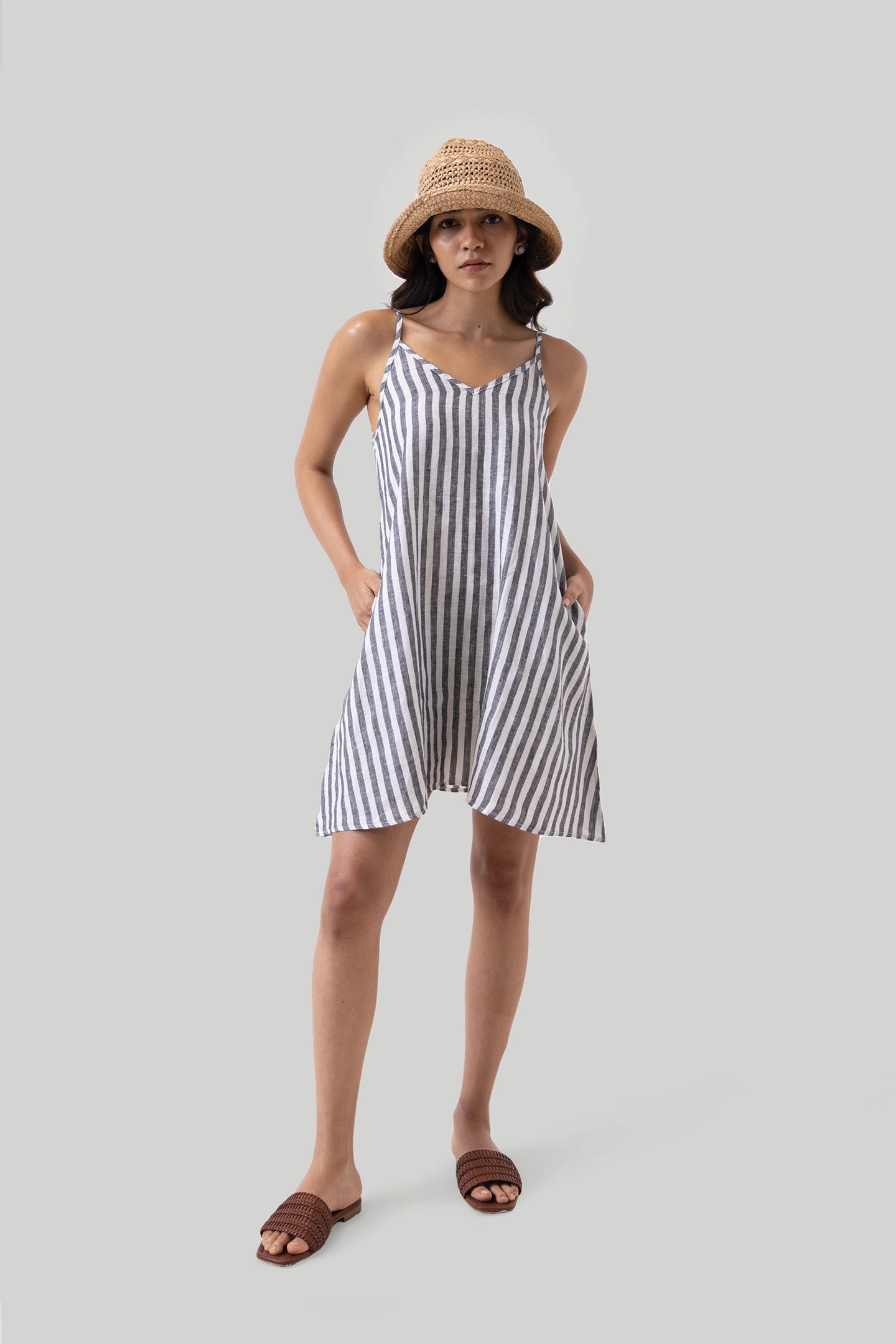 Short Tent Dress in Linen Stripes-0