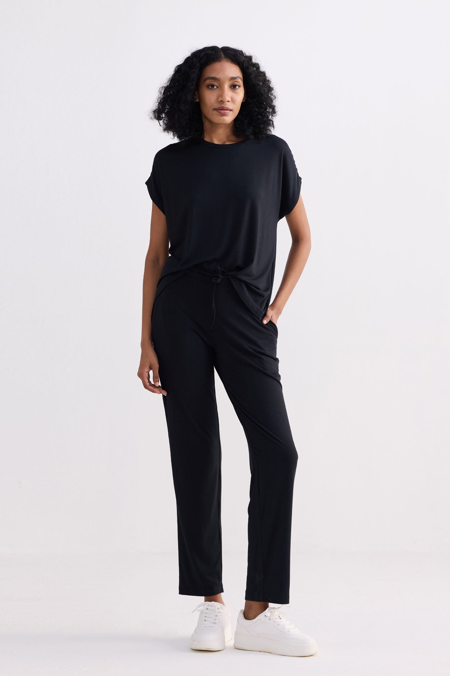 Wide Leg Pant in Black-0