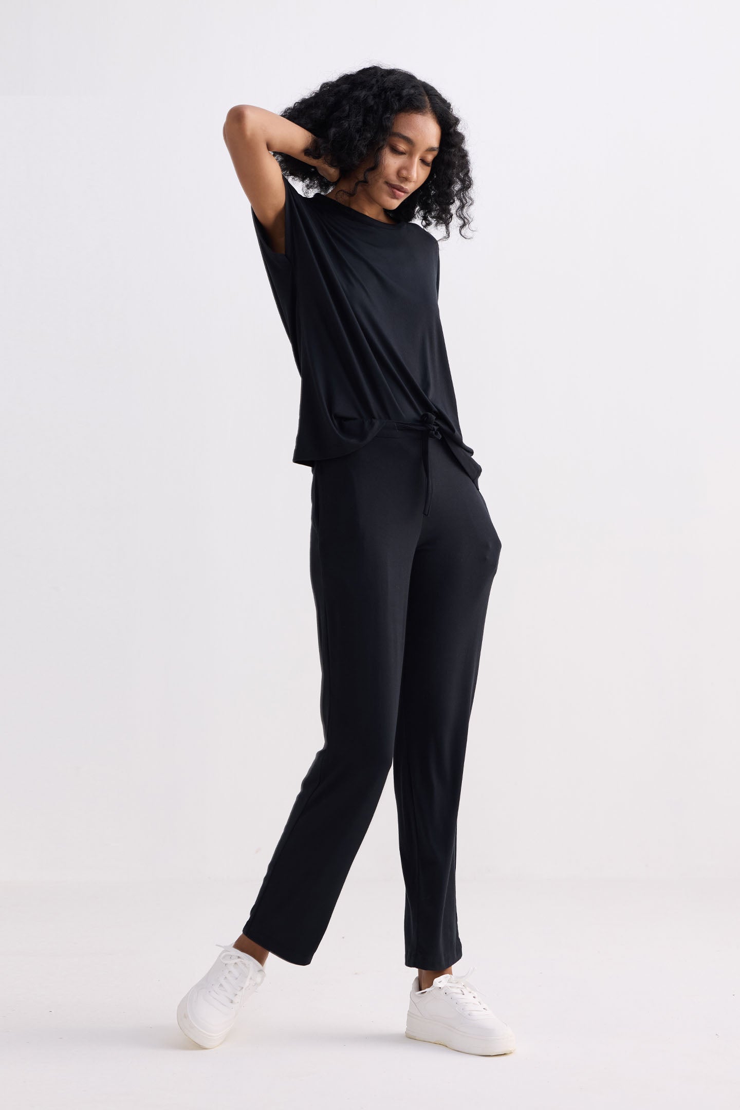 Wide Leg Pant in Black-3